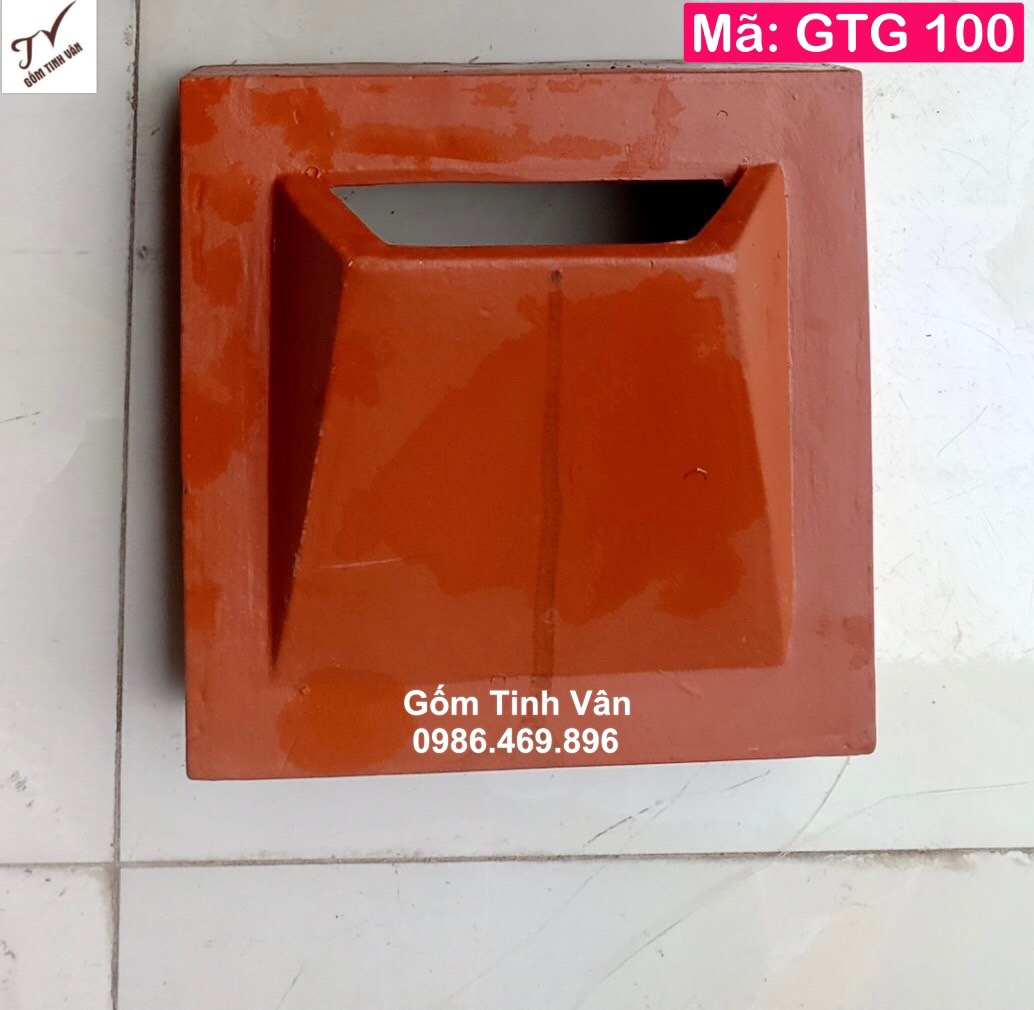 Gạch thông gió bánh ú 200x200x50 mm, mã GTG100, 20x20x5 cm, gốm đất nung đỏ, chất lượng tốt, nung nhiệt độ cao 1300 độ C, màu bền vĩnh cửu, ko rêu mốc, gạch bông gió bánh ú gốm bát tràng tinh vân